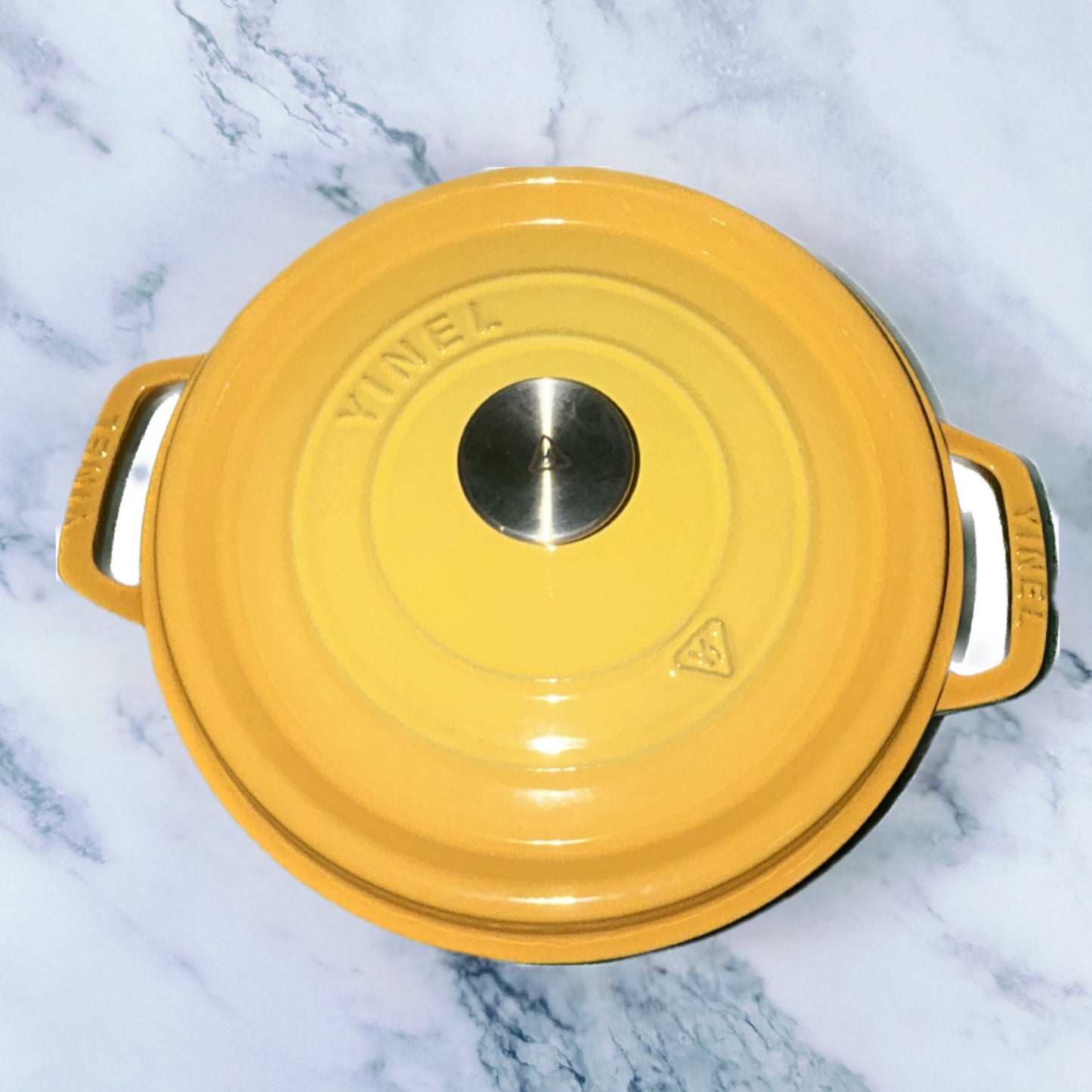 Happiness YELLOW ENAMELED CAST IRON POT - 40 x 30 x 6cm / 6.2kg