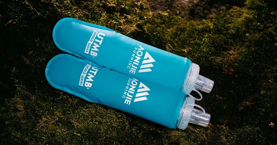 AONIJIE SOFT FLASK WITH UTMB LOGO 500ML