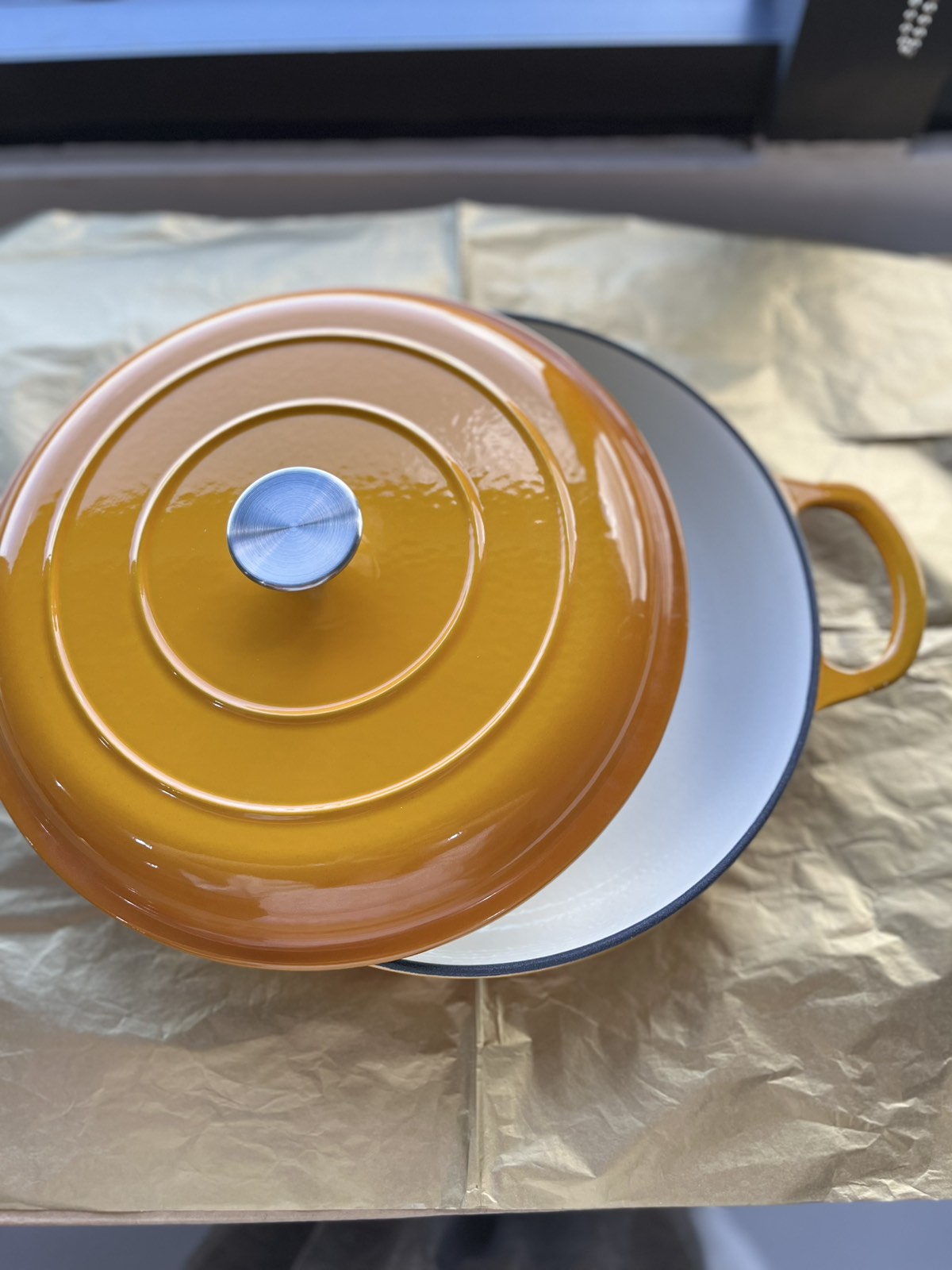 Happiness YELLOW ENAMELED CAST IRON POT - 40 x 30 x 6cm / 6.2kg