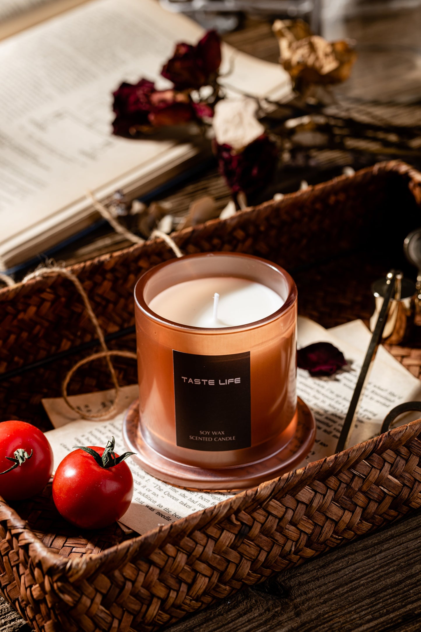 Soy Wax SCENTED CANDLE w/ Glass Cover | LAVENDER & EUCALYPTUS 150g