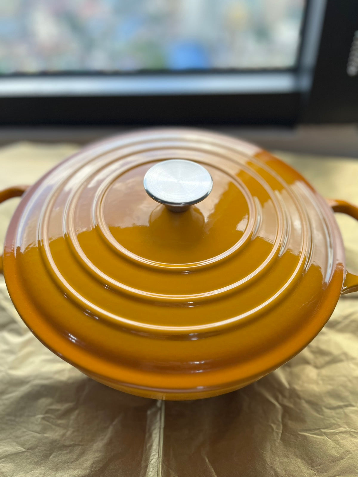 Happiness YELLOW ENAMEL CAST IRON POT - 35 x 26 x 10.5cm / 4.6kg