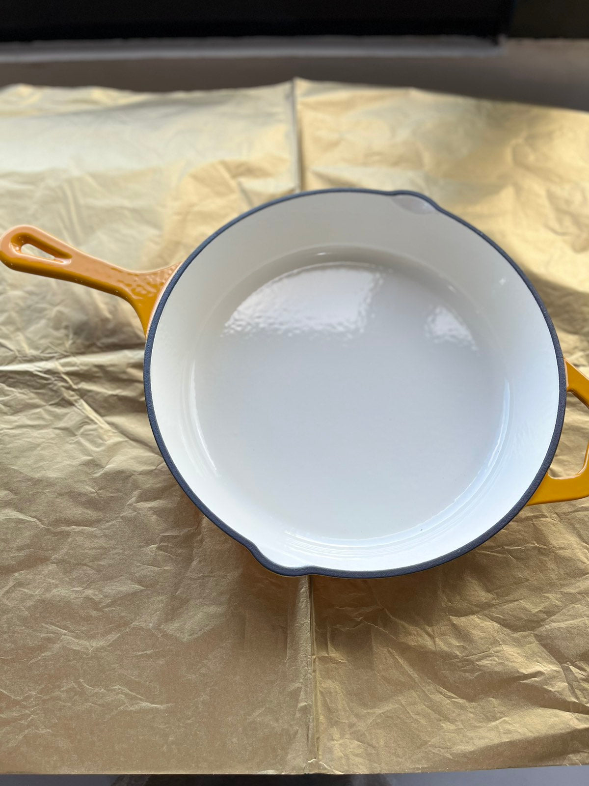 Happiness YELLOW ENAMELED CAST IRON KITCHENWARE PAN - 42cm x 27.5 x 7.5cm / 2.4kg