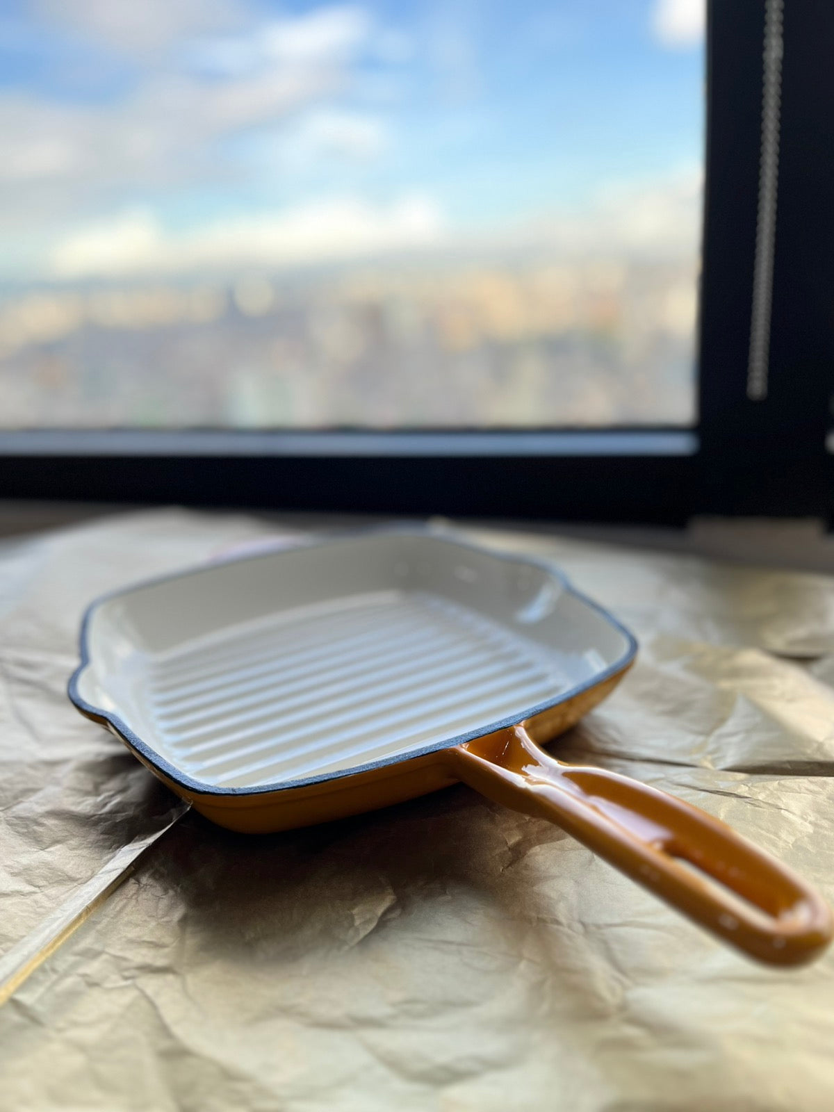 Happiness YELLOW ENAMELED CAST IRON GRILL PAN - 41 x 26.5 x 5.5cm / 3.65kg
